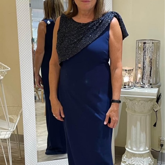 Mother of the bride dress - Picture 1 of 3